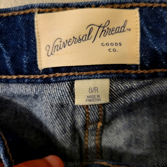 Women's Universal Thread High Rise Flare Denim Dark Cotton Jeans. Size 8 - Picture 3 of 6